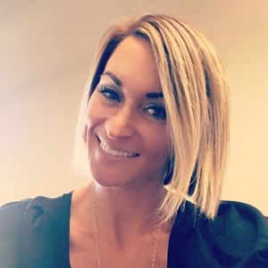 Meet your Posher, Annie